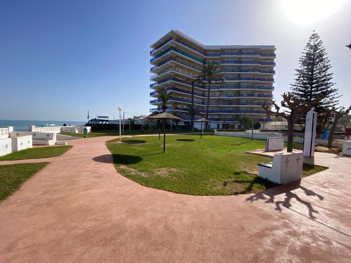 Apartamento ático En Primerísima Linea De Playa!!! *