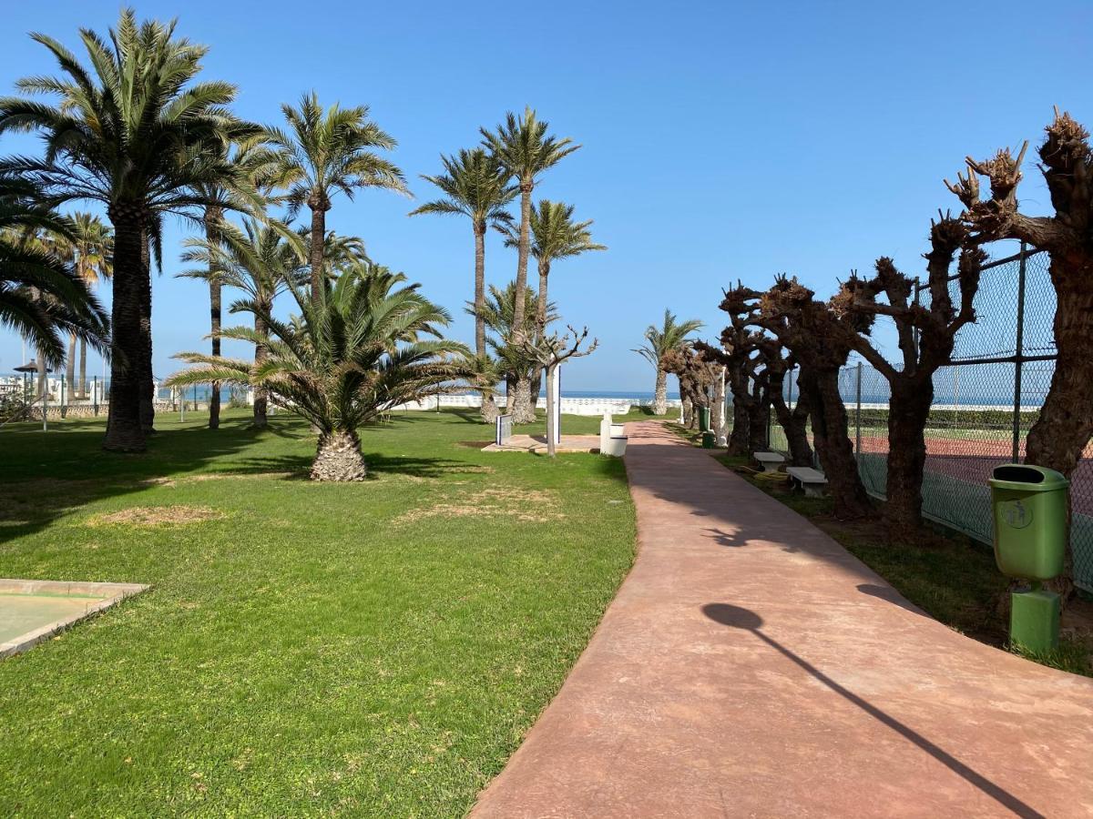 Apartamento ático En Primerísima Linea De Playa!!! *
