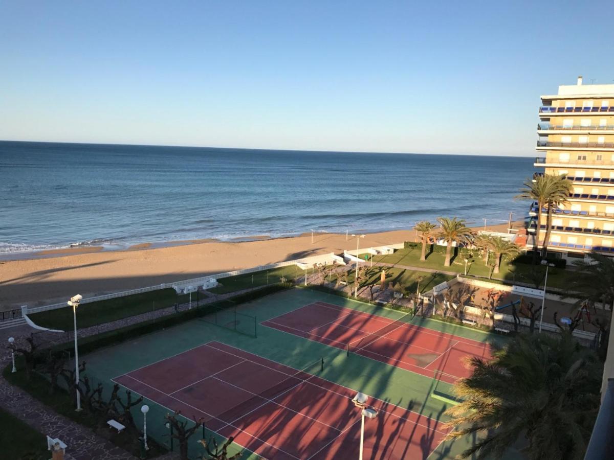 Apartamento ático En Primerísima Linea De Playa!!! Dénia